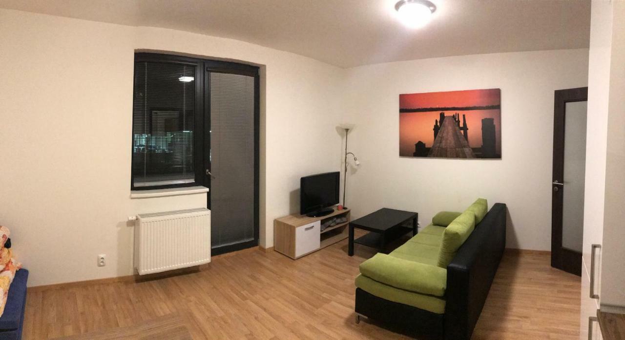 Waltrovka Apartment *